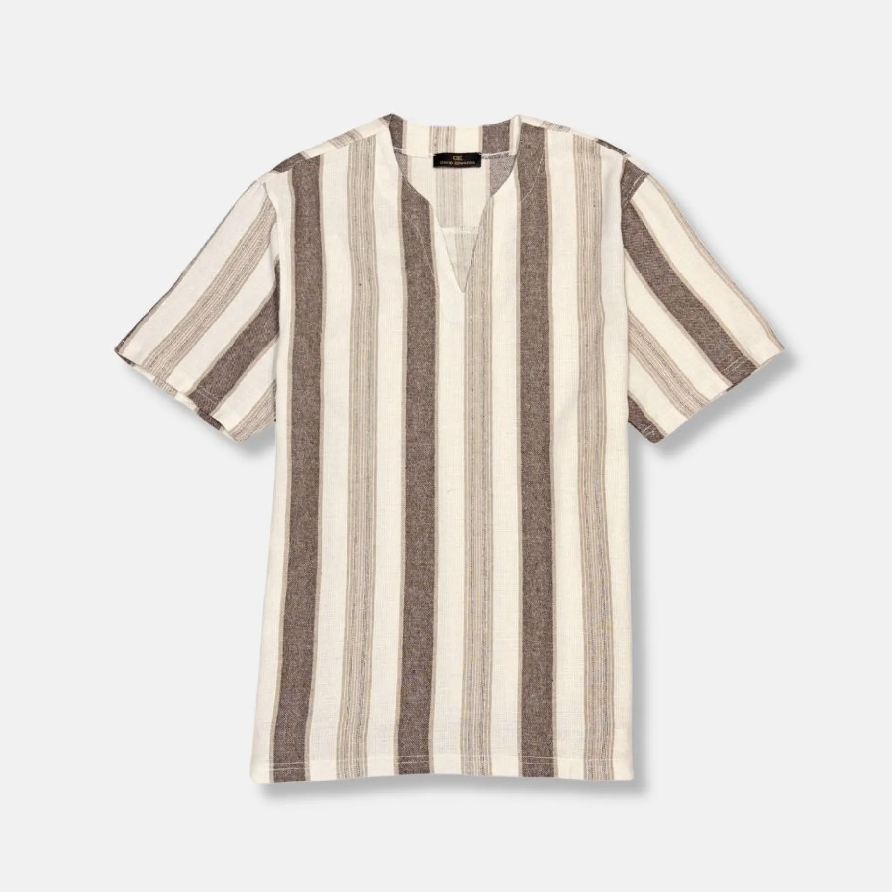 New Edition Fashion D'Antoni Slit Collar T-Shirt> T-shirts